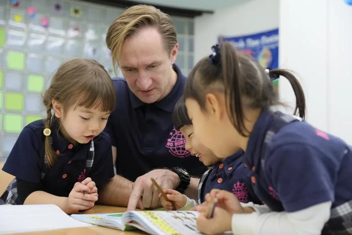 英語ゼロでYear 1へ。入学前に必要なのは流暢さより生活英語